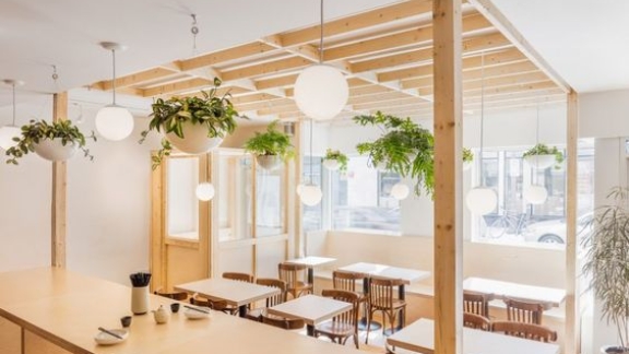 Tại Sao 99% Quán Cafe Đều Sử Dụng Nội Thất Bàn Ghế Gỗ?