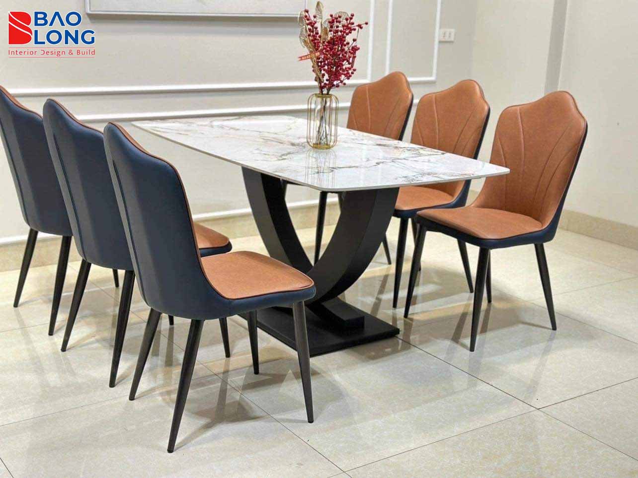 Mặt bàn ceramic chống trầy, dễ lau chùi.