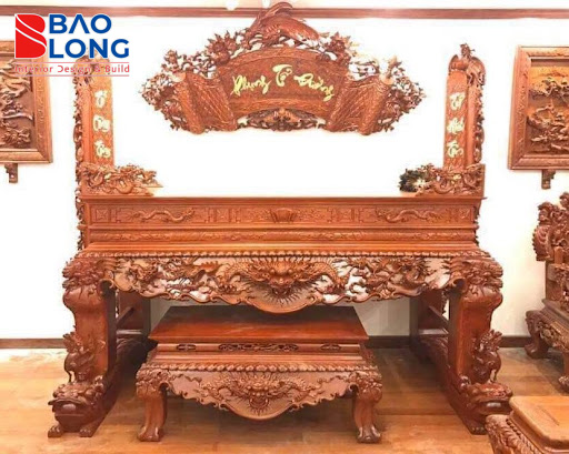 Mẫu tủ thờ gỗ hương cao cấp, vân đẹp và bền màu theo thời gian